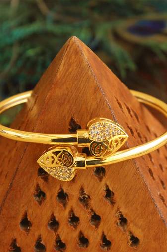 Gold platted cz designer kada