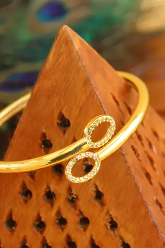 Gold platted cz designer kada