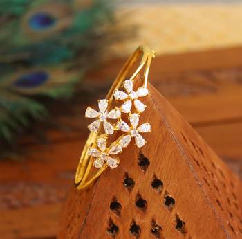 Gold platted cz kada 2