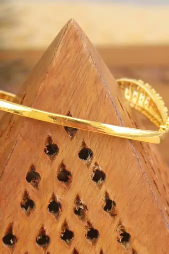 Gold platted cz kada
