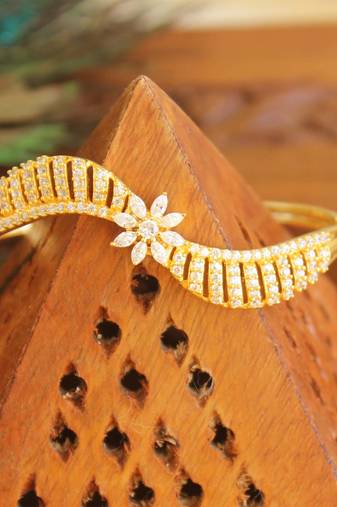 Gold platted cz kada