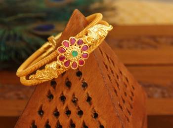 Gold platted peacock kada 2