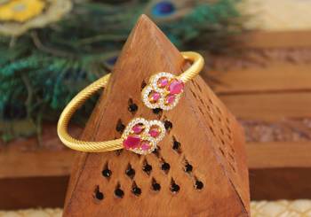 Gold platted cz kada 2