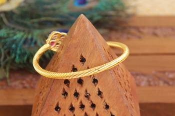 Gold platted cz kada 3