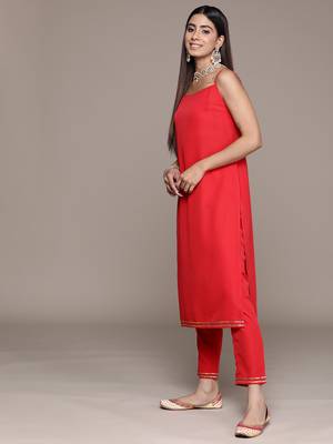 Ziyaa women's red crepe straight kurta, pant and dupatta set 4