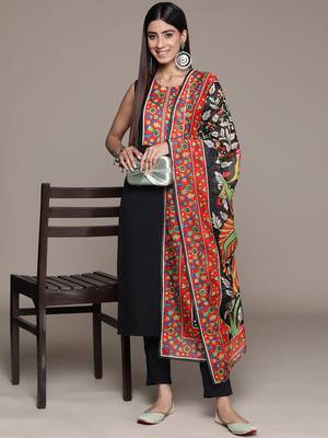Ziyaa women's black crepe straight kurta, pant and dupatta set 2