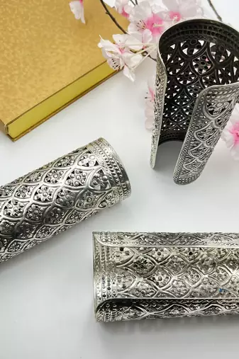 Silver oxidized beautiful classy look indian hand cuff antique rajasthani boho tribal hand jewelry for women jewelry