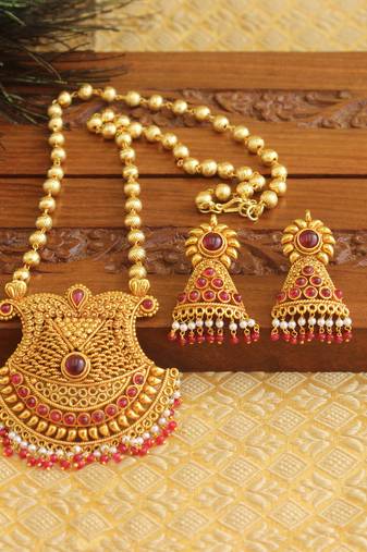 Gold platted geru polish necklace set