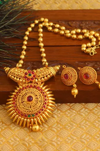 Gold platted geru polish necklace set