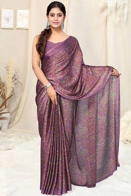 Wine chiffon floral print plain saree with unstitched blouse piece 2