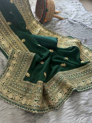 Green Colour Gorgeous Look Fox Georgette Saree With Un-Stitched Blouse 5