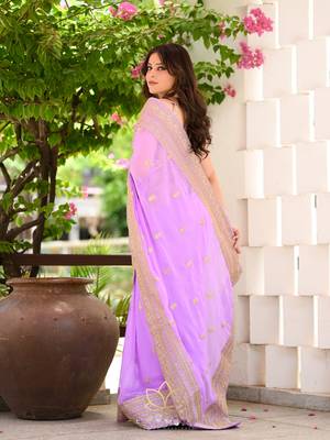 Lavender Colour Gorgeous Look Fox Georgette Saree With Un-Stitched Blouse 4