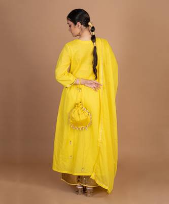 Yellow a-line kurta set 4