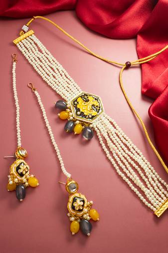 Latest multicolor choker necklace set with pair of earrings