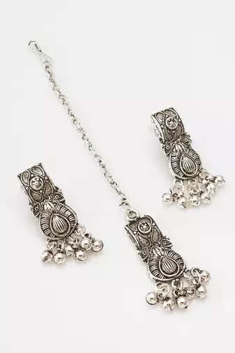 Latest trendy oxidised necklace set with pair of earrings & mangtikka