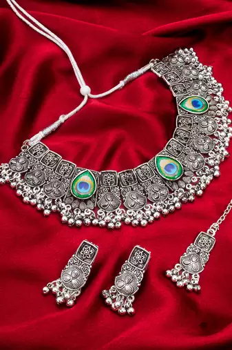 Latest trendy oxidised necklace set with pair of earrings & mangtikka
