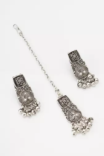 Latest trendy oxidised necklace set with pair of earrings & mangtikka