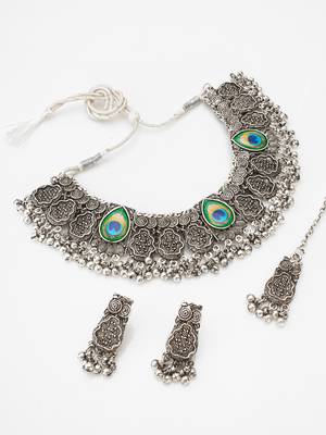 Latest trendy oxidised necklace set with pair of earrings & mangtikka 2