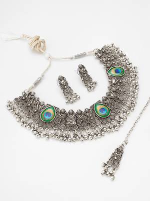 Latest trendy oxidised necklace set with pair of earrings & mangtikka 2