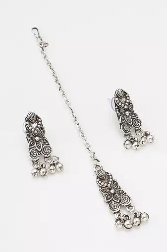 Latest trendy oxidised necklace set with pair of earrings & mangtikka