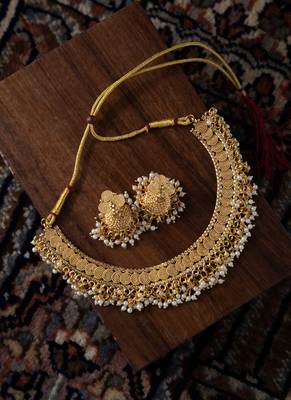 White Gold Beaded Jewellery Necklace and Earrings Set 1