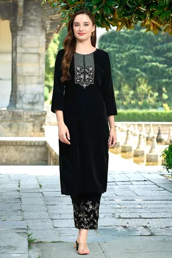 Trendmalls Teal Velvet Embroidery Kurta Pant with Dupatta