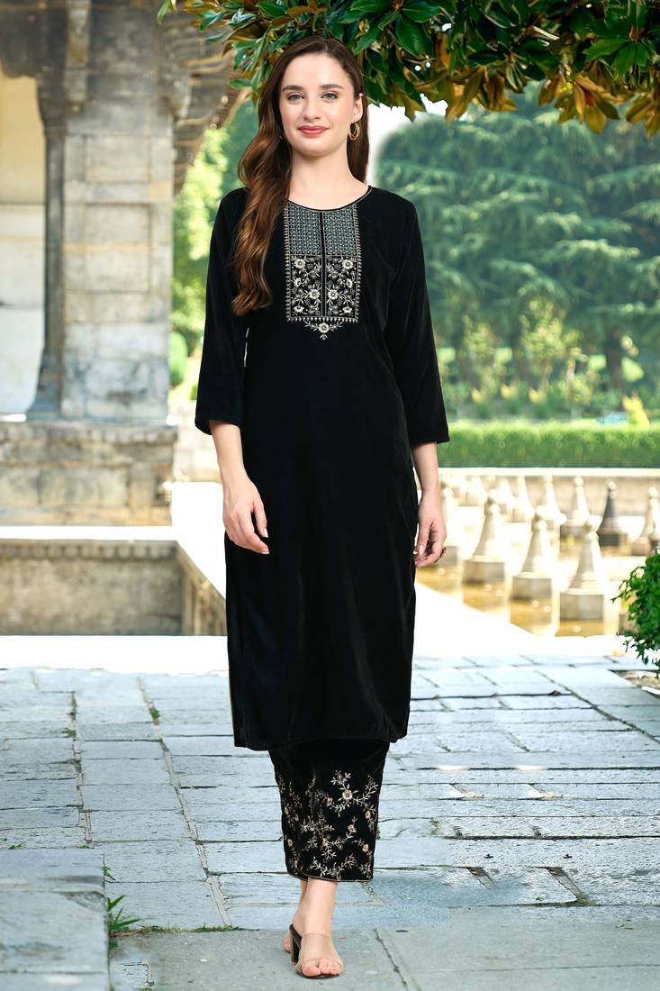 Teal Velvet Embroidery Kurta Pant with Dupatta