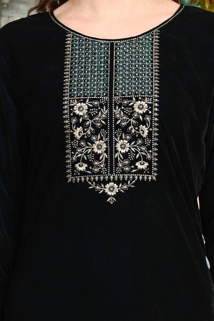 Teal Velvet Embroidery Kurta Pant with Dupatta
