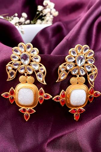 Small kundan earrings