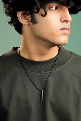 Urban edge necklace | pure stainless steel 2
