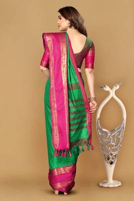Green Zari Border Cotton Silk Woven Saree With Blouse Piece 2