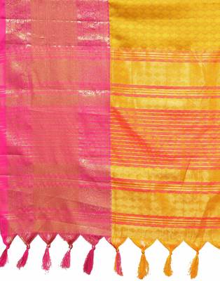Gold Jacquard Soft Aura Silk Woven Saree With Silk Blouse Piece 5