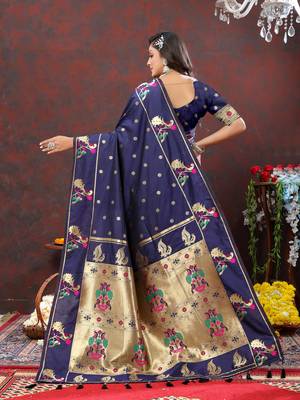 Women's latest design navy color paithani silk saree with blouse piece 3