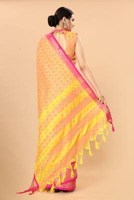 Gold Pink Woven Checks Work Cotton Silk Dharmavaram Saree 2