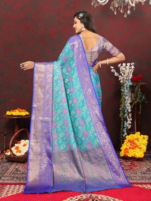 Women's latest design blue color soft cotton saree with blouse piece 3