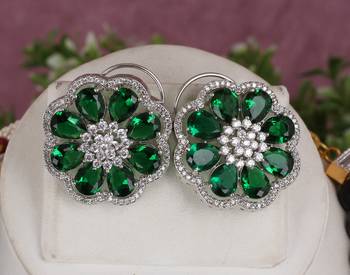 Cz stone studded pendant set with semi precious beads 2