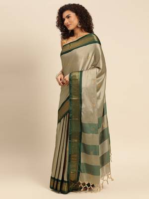 Soft Silk Jacquard Work Beige Green Saree 3