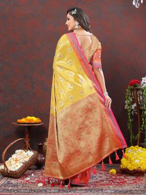 Women's latest design yellow color kanjivaram silk saree with blouse piece 3