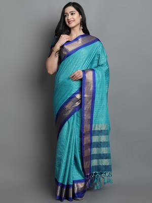 Turqunoise Woven Cotton Silk Dharmavaram Silk Blend Saree With Blouse 1