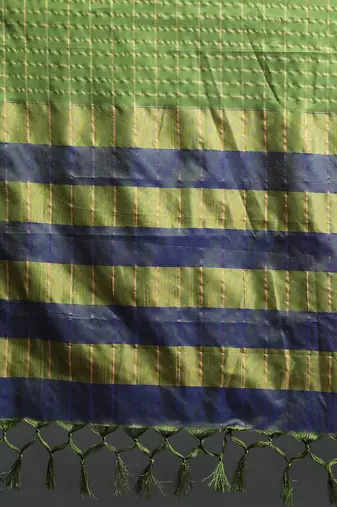 Dark Green Woven Cotton Silk Dharmavaram Silk Blend Saree With Blouse