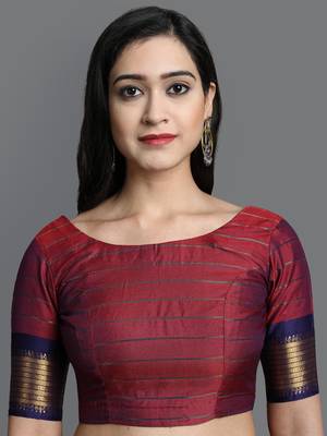Red Woven Cotton Silk Dharmavaram Silk Blend Saree With Blouse 4