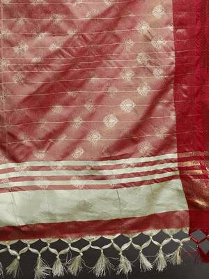 Beige Woven Cotton Silk Jaccaurd Dharmavaram Silk Blend Saree With Blouse 5