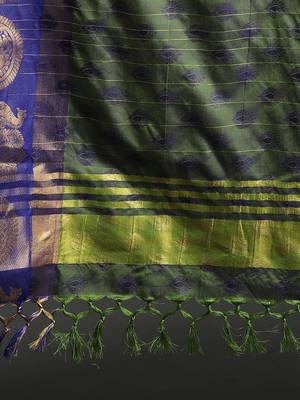 Dark Green and Blue Cotton Silk Saree 5
