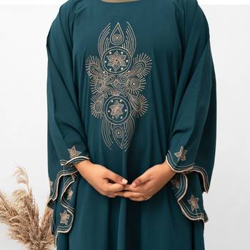 Round Border Embroidery Kaftan Abaya in Ramagreen Color With Hijab 4
