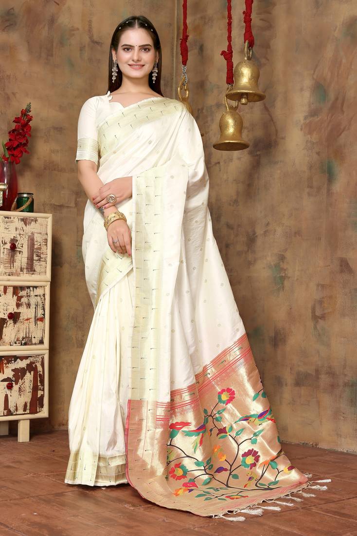 White Zari Woven Silk Blend Paithani Saree With Blouse Piece
