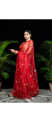 Red embroidered organza saree with gota work 1