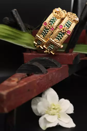 The ivora bangels set for women(tib2012)