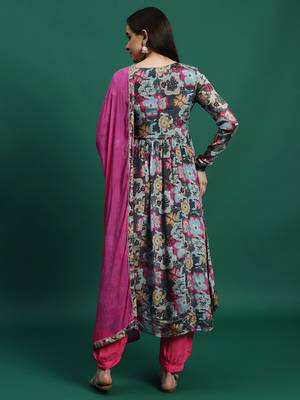Women grey color embroidery embellished kurta pant with dupatta set 3