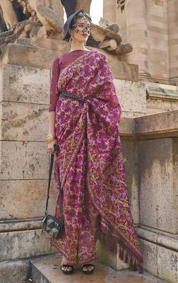 Magenta Organza handloom weaving work Saree 2