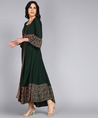 Ftdiva women rayon paisley print anarkali kurta in green 3